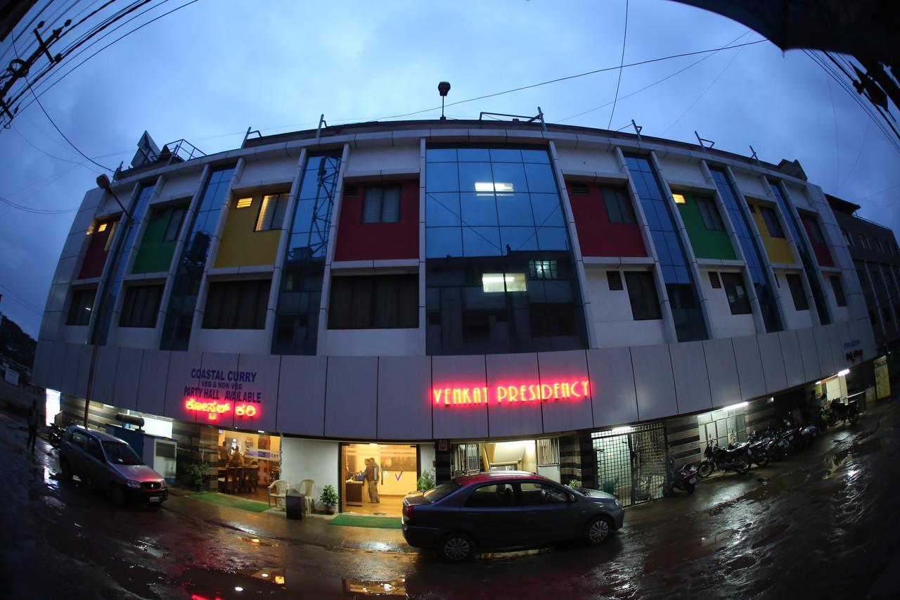 Hotel Venkat Presidency Bengaluru Kültér fotó