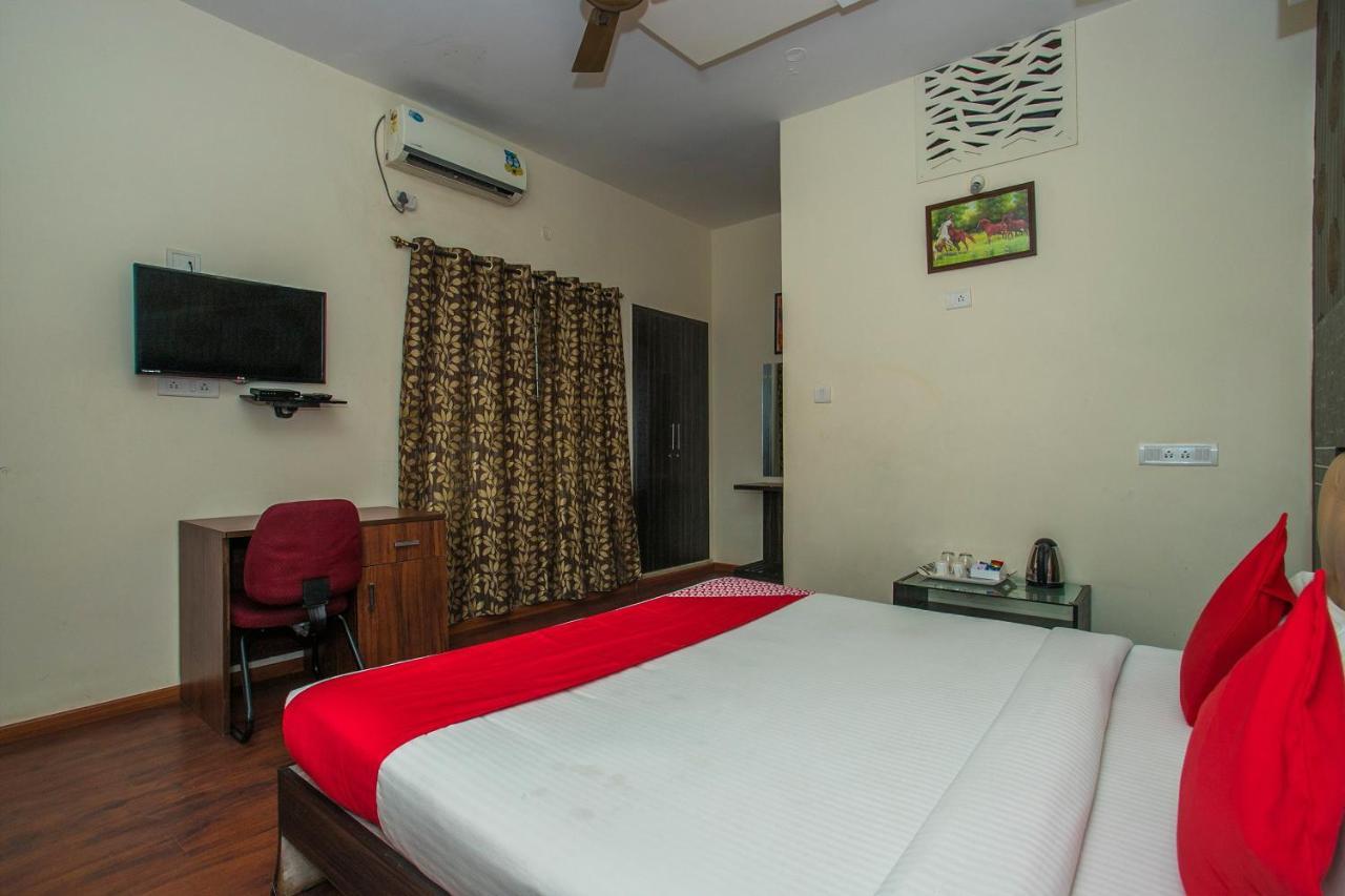 Hotel Venkat Presidency Bengaluru Kültér fotó