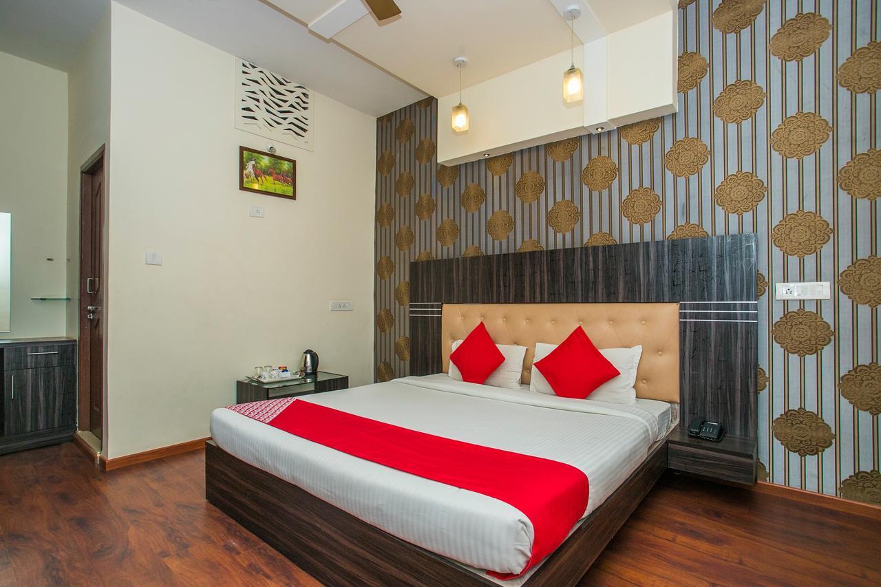 Hotel Venkat Presidency Bengaluru Kültér fotó